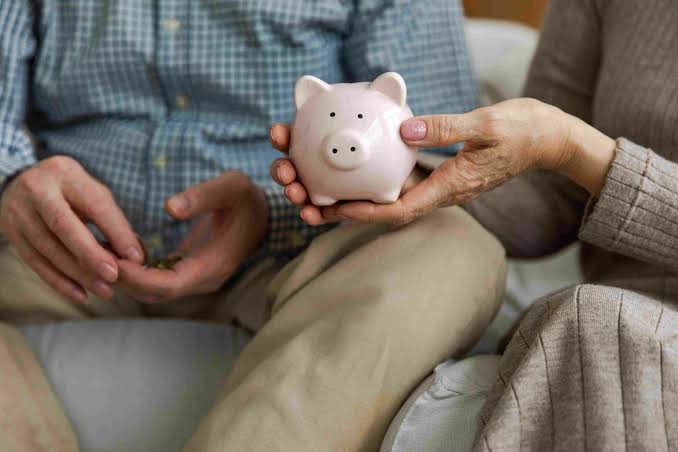 Complementar la pensión pública: Mejores alternativas de ahorro privado 1 Complementar la pensión pública: Mejores alternativas de ahorro privado